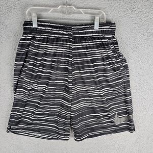 Nike 9" Predator Dri-Fit Training Basketball Shorts 833267-100 Mens Size Medium